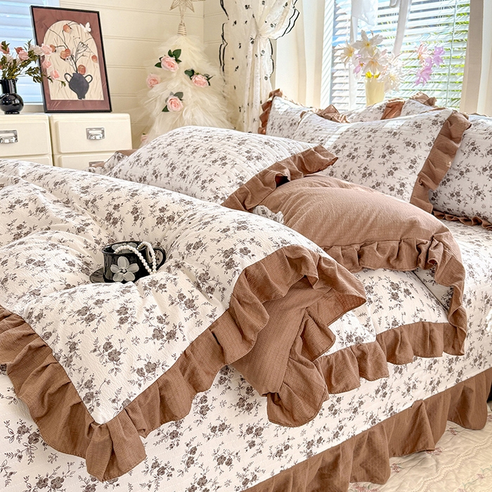 91家纺网 家纺一手货源 找家纺 唐人居 2026春夏新款皱皱水洗棉花边床盖四件套 花影