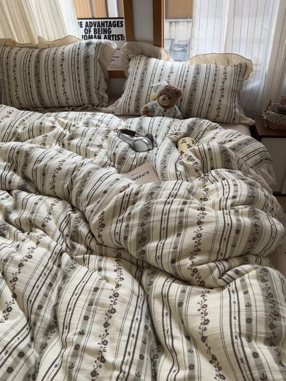 91家纺网 家纺一手货源 找家纺 耀悦家纺 2026新款真棉麻四件套轻奢法式大花边工艺款圆角荷叶边吊边床单 向阳雏菊