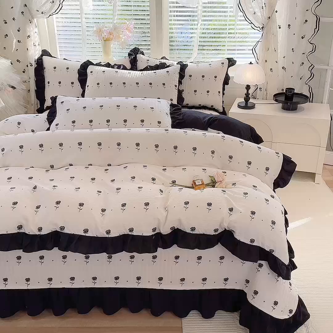 91家纺网 家纺一手货源 找家纺 唐人居 2026春夏新款皱皱水洗棉花边床盖四件套 卡地