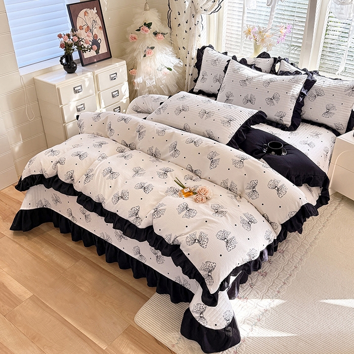 91家纺网 家纺一手货源 找家纺 唐人居 2026春夏新款皱皱水洗棉花边床盖四件套 柔心花影