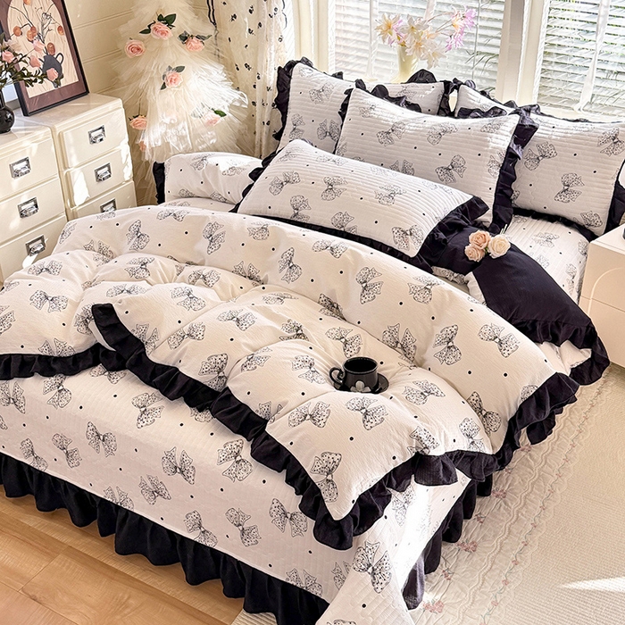 91家纺网 家纺一手货源 找家纺 唐人居 2026春夏新款皱皱水洗棉花边床盖四件套 柔心花影