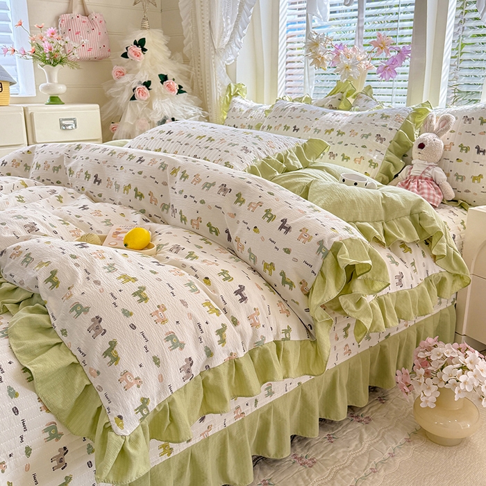 91家纺网 家纺一手货源 找家纺 唐人居 2026春夏新款皱皱水洗棉花边床盖四件套 幸运小马