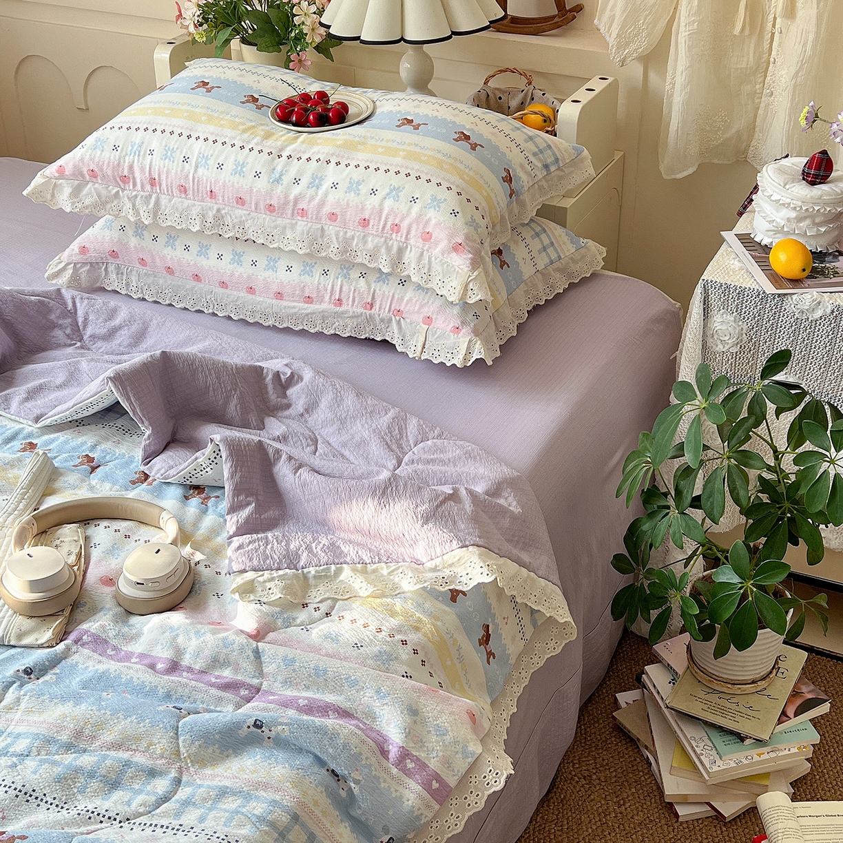 91家纺网 家纺一手货源 找家纺 一比一家纺 2026新款彩色花边木棉皱皱纱夏被四件套 小马驹