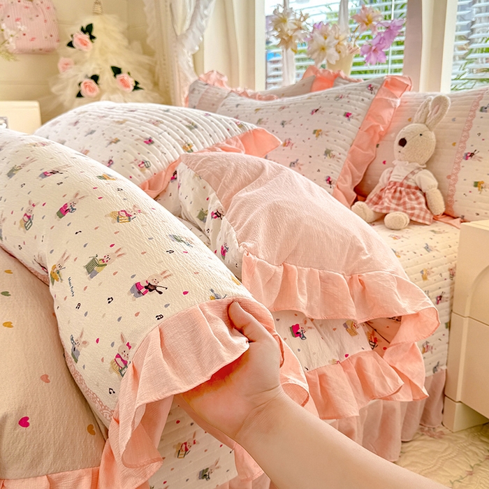 91家纺网 家纺一手货源 找家纺 唐人居 2026春夏新款皱皱水洗棉花边床盖四件套 音乐派对