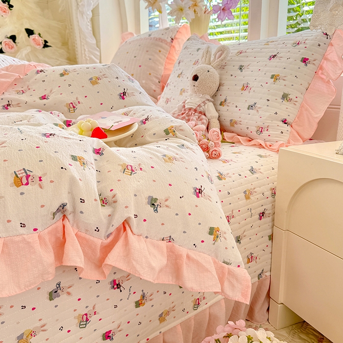 91家纺网 家纺一手货源 找家纺 唐人居 2026春夏新款皱皱水洗棉花边床盖四件套 音乐派对