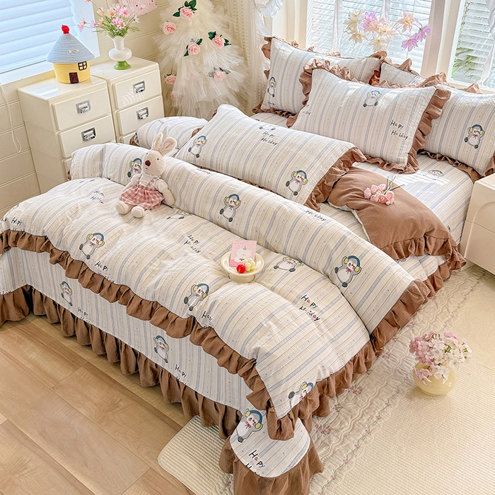 91家纺网 家纺一手货源 找家纺 唐人居 2026春夏新款皱皱水洗棉花边床盖四件套 音乐企鹅