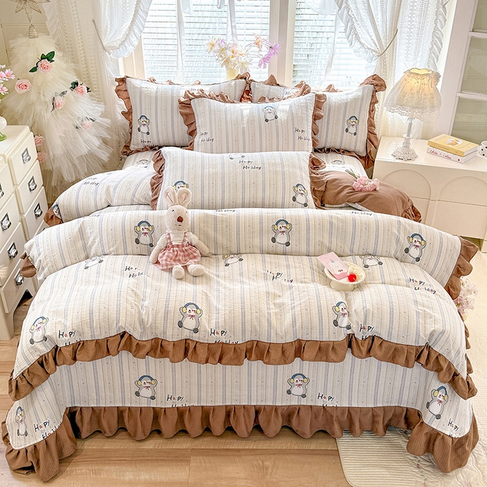 91家纺网 家纺一手货源 找家纺 唐人居 2026春夏新款皱皱水洗棉花边床盖四件套 音乐企鹅