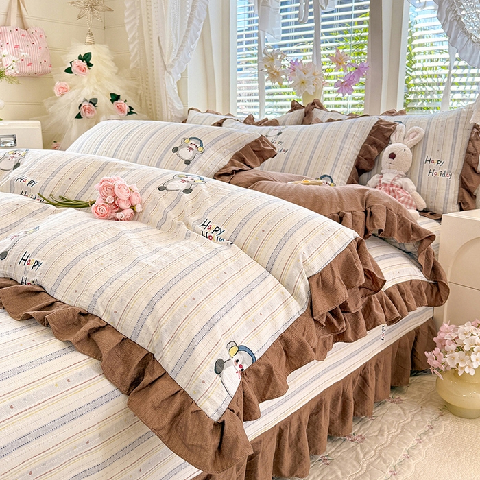 91家纺网 家纺一手货源 找家纺 唐人居 2026春夏新款皱皱水洗棉花边床盖四件套 音乐企鹅