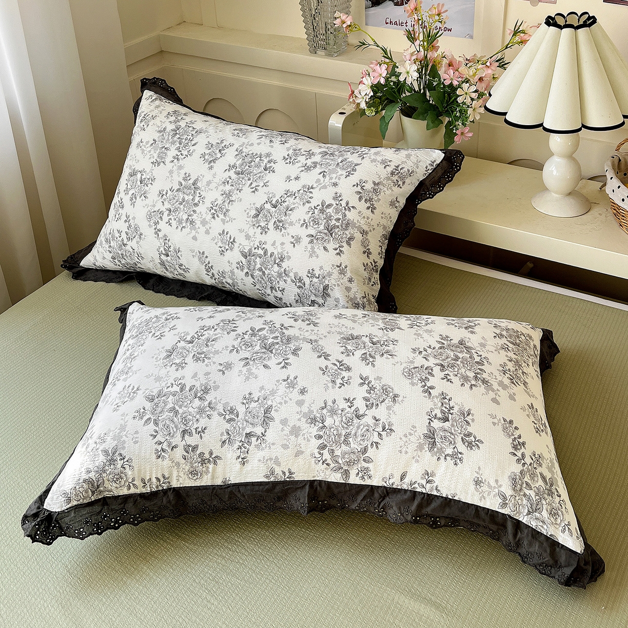 91家纺网 家纺一手货源 找家纺 一比一家纺 2026新款彩色花边木棉皱皱纱夏被四件套 悠然