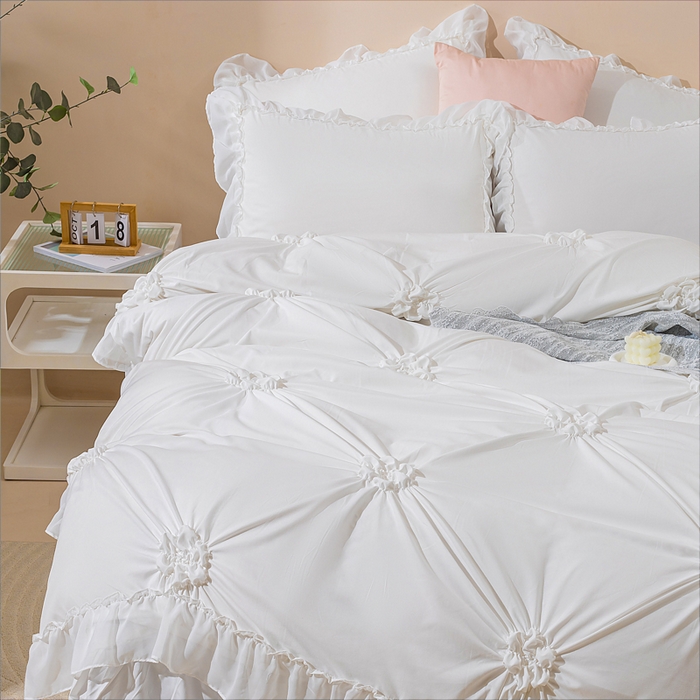 91家纺网 家纺一手货源 找家纺 恩和家纺 2026新款弹力揪花白纱飞边床单款床裙款三四件套 白色