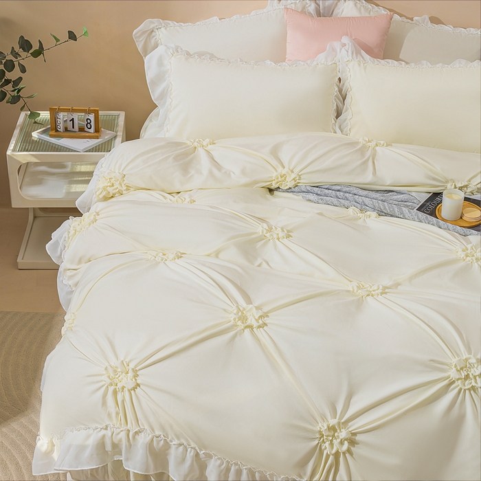 91家纺网 家纺一手货源 找家纺 恩和家纺 2026新款弹力揪花白纱飞边床单款床裙款三四件套 奶白