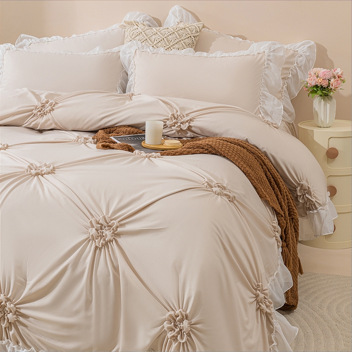 91家纺网 家纺一手货源 找家纺 恩和家纺 2026新款弹力揪花白纱飞边床单款床裙款三四件套 新驼