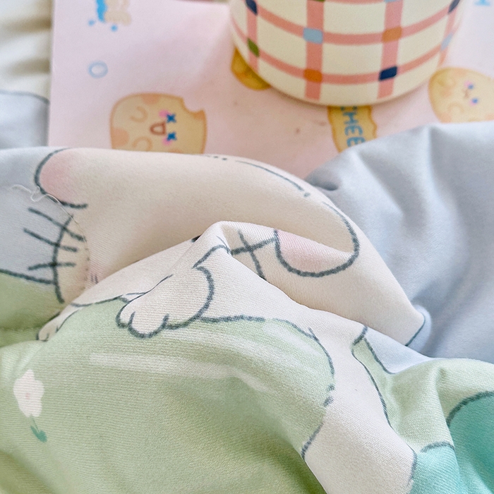 91家纺网 家纺一手货源 找家纺 萌飞  2026年新款A类针织棉嘟嘟被夏被春秋被空调被儿童学生被子被芯 喵喵屋