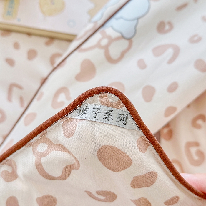 91家纺网 家纺一手货源 找家纺 萌飞  2026年新款A类针织棉嘟嘟被夏被春秋被空调被儿童学生被子被芯 星星豹纹咖