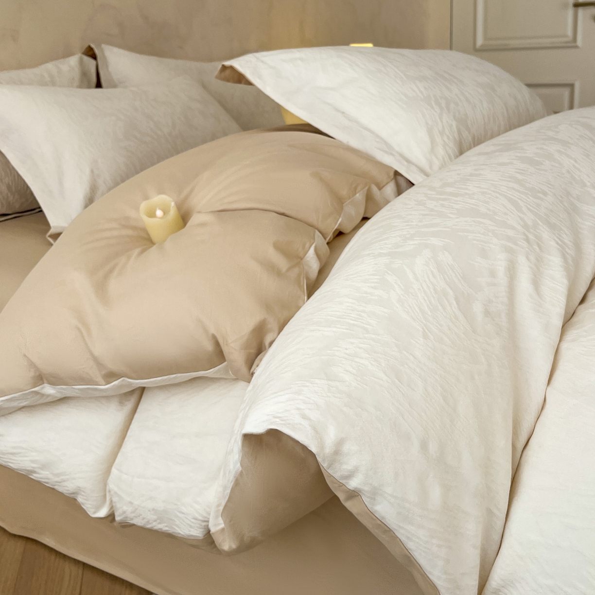 91家纺网 家纺一手货源 找家纺 火麒麟家纺 2026新款A类全棉纯棉水洗立体浮雕提花纯棉四件套 克拉拉（奶昔白）