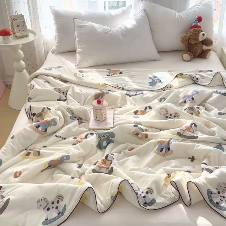 91家纺网 家纺一手货源 找家纺 萌飞  2026年新款A类针织棉嘟嘟被夏被春秋被空调被儿童学生被子被芯 马鲨拉帝