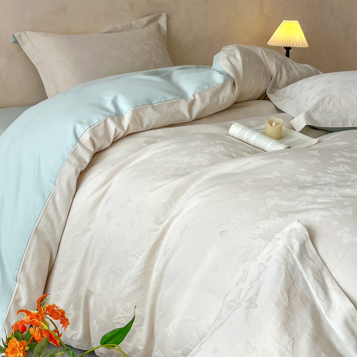 91家纺网 家纺一手货源 找家纺 火麒麟家纺 2026新款A类全棉纯棉水洗立体浮雕提花纯棉四件套 蝶愔之舞（奶昔白）