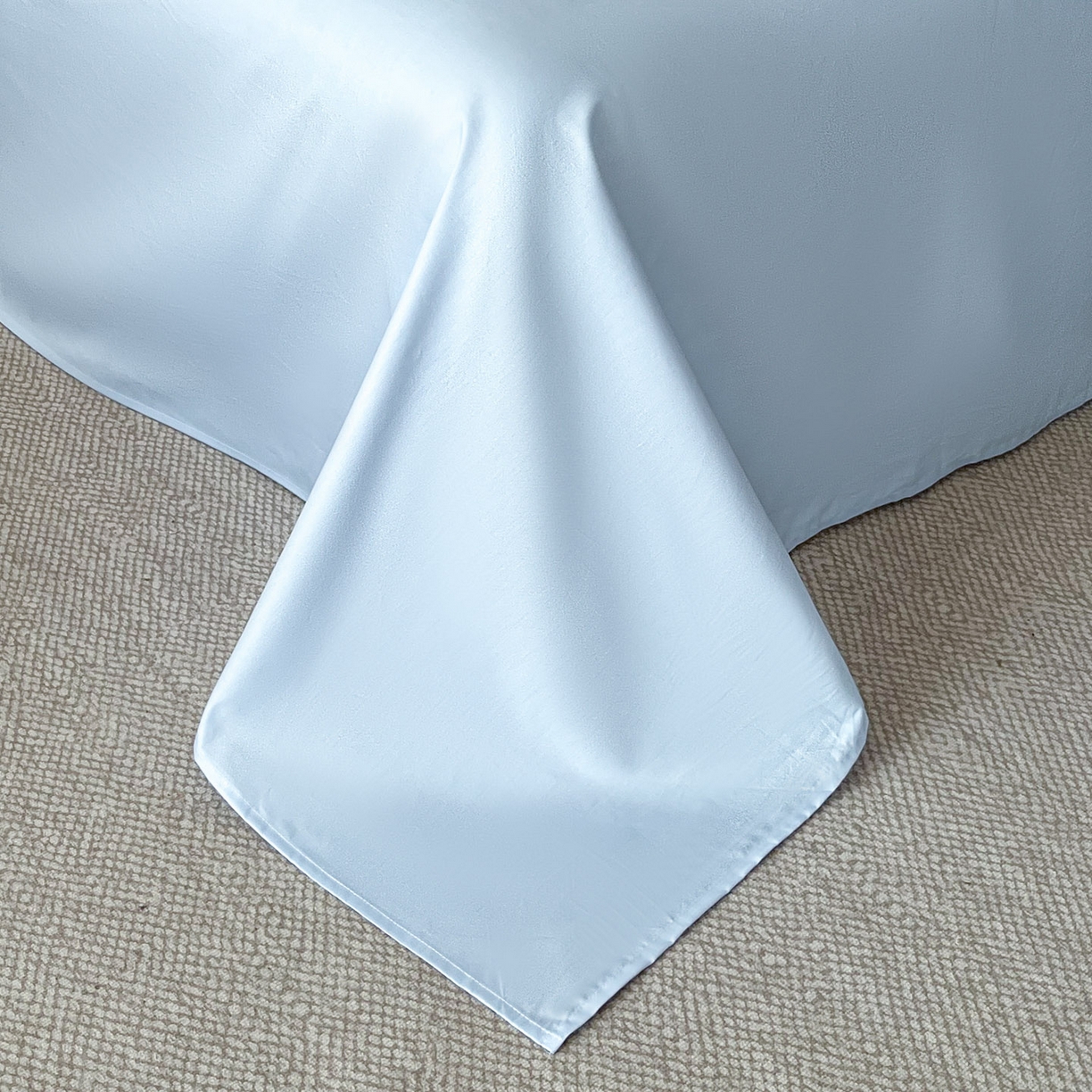 91家纺网 家纺一手货源 找家纺 火麒麟家纺 2026新款A类全棉纯棉水洗立体浮雕提花纯棉四件套 格格素锦（电光蓝）