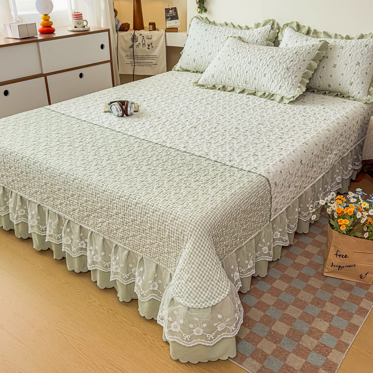 91家纺网 家纺一手货源 找家纺 雅眠居 2026新款直播爆款古法仿棉双层蕾丝花边床盖四件套 彩格-绿