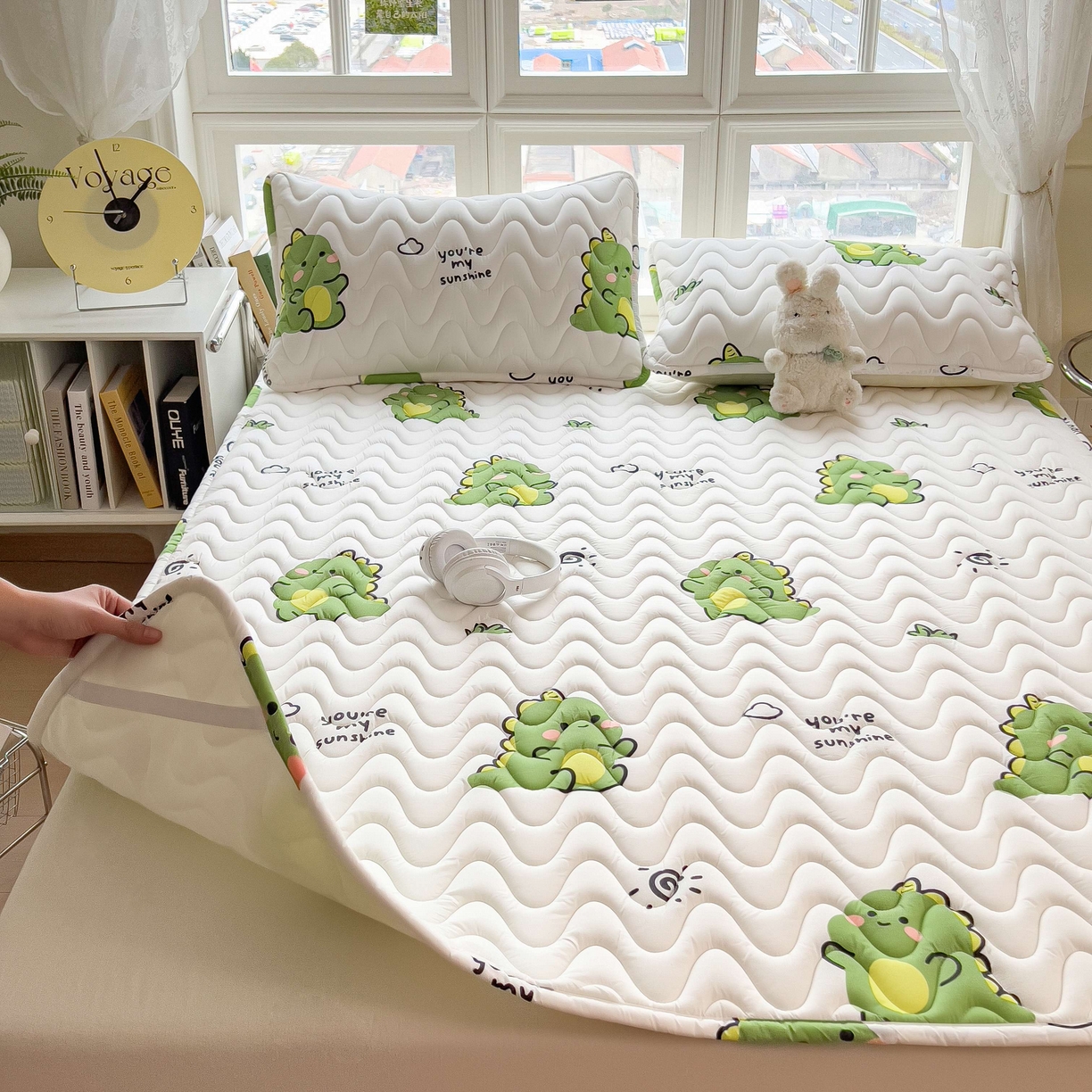 91家纺网 家纺一手货源 找家纺 希廷顿 2026新款印花夹棉防水床垫 小恐龙