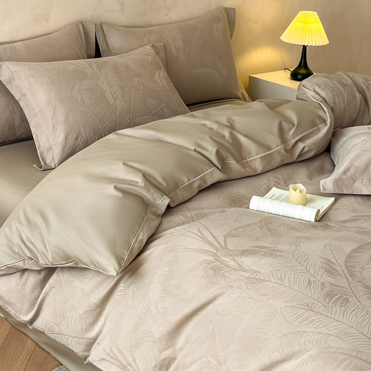 91家纺网 家纺一手货源 找家纺 火麒麟家纺 2026新款A类全棉纯棉水洗立体浮雕提花纯棉四件套 焦野（金属灰）