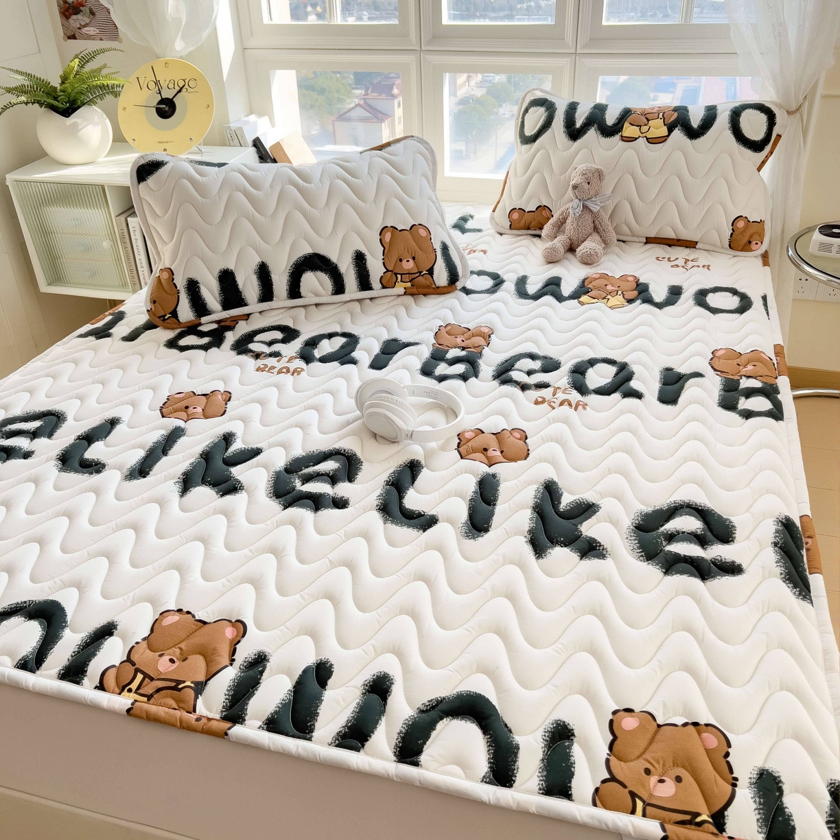 91家纺网 家纺一手货源 找家纺 希廷顿 2026新款印花夹棉防水床垫 luck熊