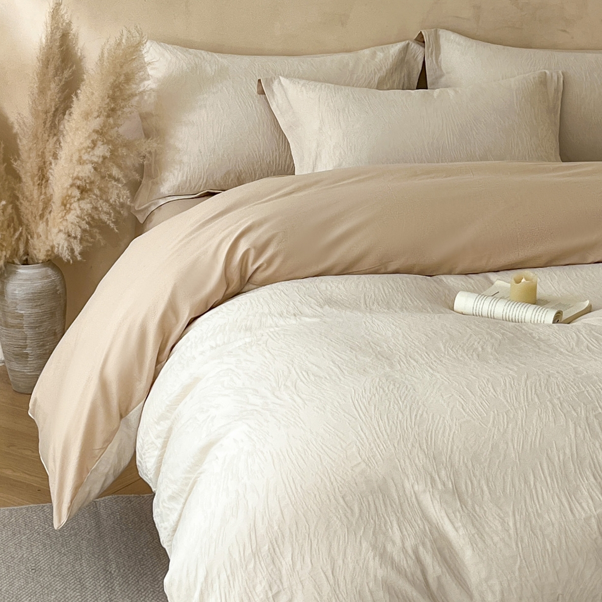 91家纺网 家纺一手货源 找家纺 火麒麟家纺 2026新款A类全棉纯棉水洗立体浮雕提花纯棉四件套 克拉拉（奶昔白）