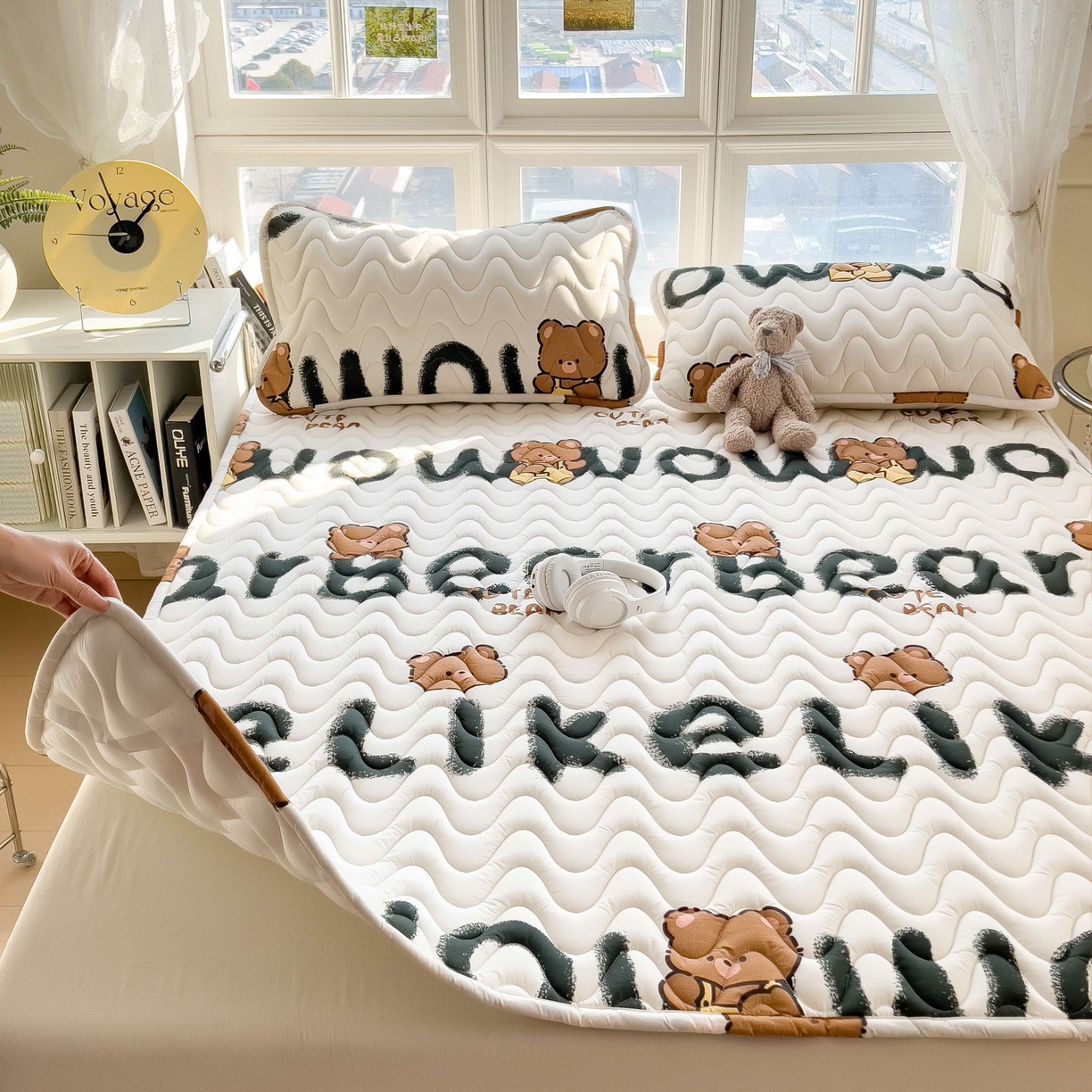 91家纺网 家纺一手货源 找家纺 希廷顿 2026新款印花夹棉防水床垫 luck熊