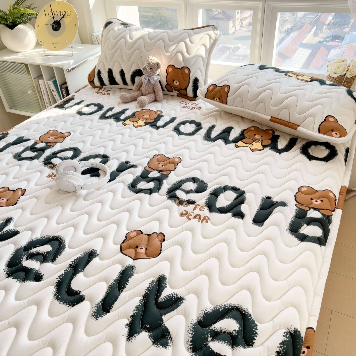 91家纺网 家纺一手货源 找家纺 希廷顿 2026新款印花夹棉防水床垫 luck熊