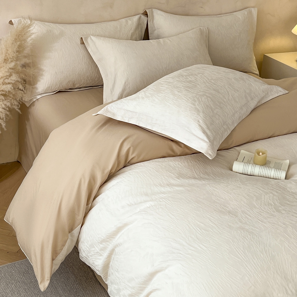 91家纺网 家纺一手货源 找家纺 火麒麟家纺 2026新款A类全棉纯棉水洗立体浮雕提花纯棉四件套 克拉拉（奶昔白）