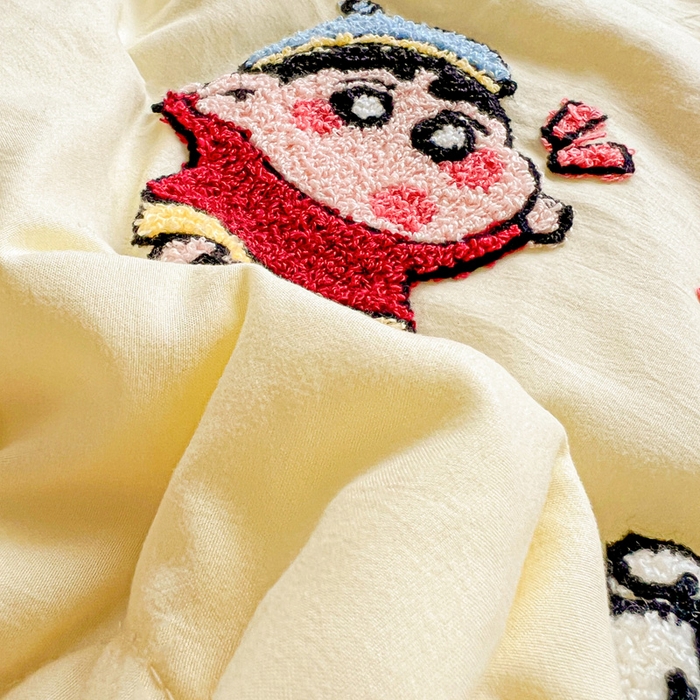 91家纺网 家纺一手货源 找家纺 一霖家纺 2026新款高克重云朵棉正版蜡笔小新夏凉被空调被夏被四件套  小红书热推爆款 夏被-小新小奎的爱情