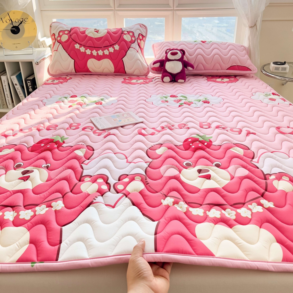 希廷顿 2026新款印花夹棉防水床垫 草莓熊
