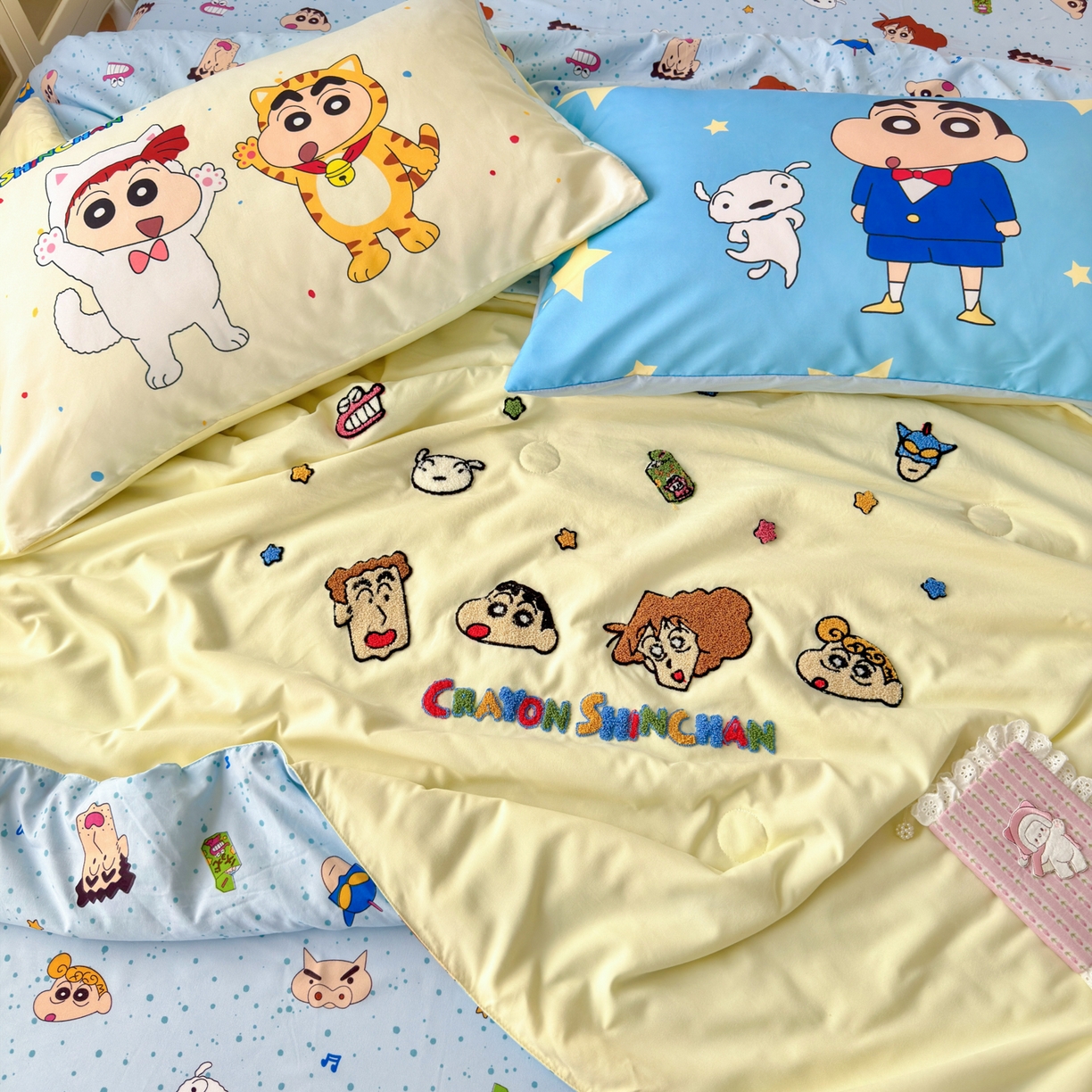 91家纺网 家纺一手货源 找家纺 一霖家纺 2026新款高克重云朵棉正版蜡笔小新夏凉被空调被夏被四件套  小红书热推爆款 夏被-呆萌蜡笔小新