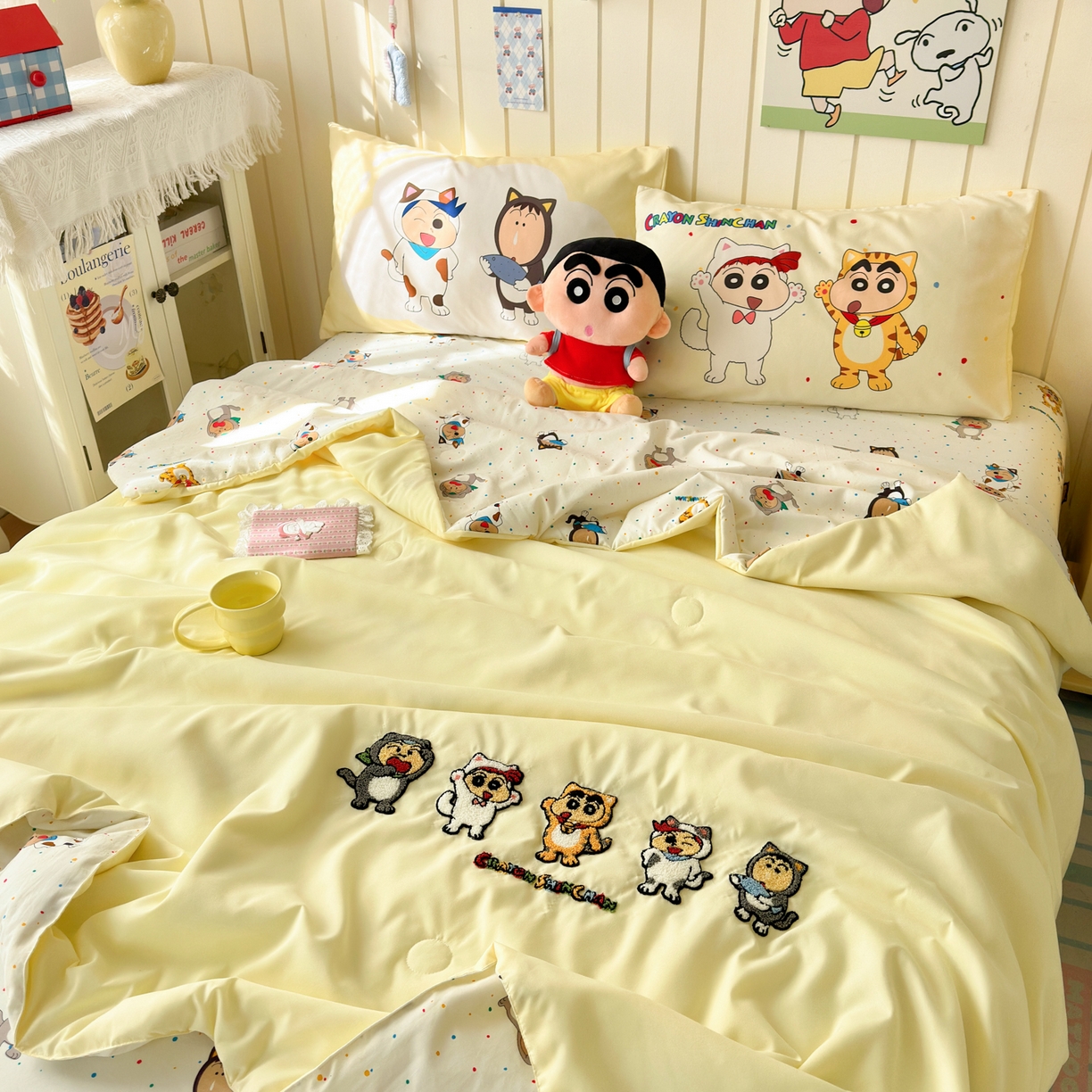 91家纺网 家纺一手货源 找家纺 一霖家纺 2026新款高克重云朵棉正版蜡笔小新夏凉被空调被夏被四件套  小红书热推爆款 夏被-小新变装秀