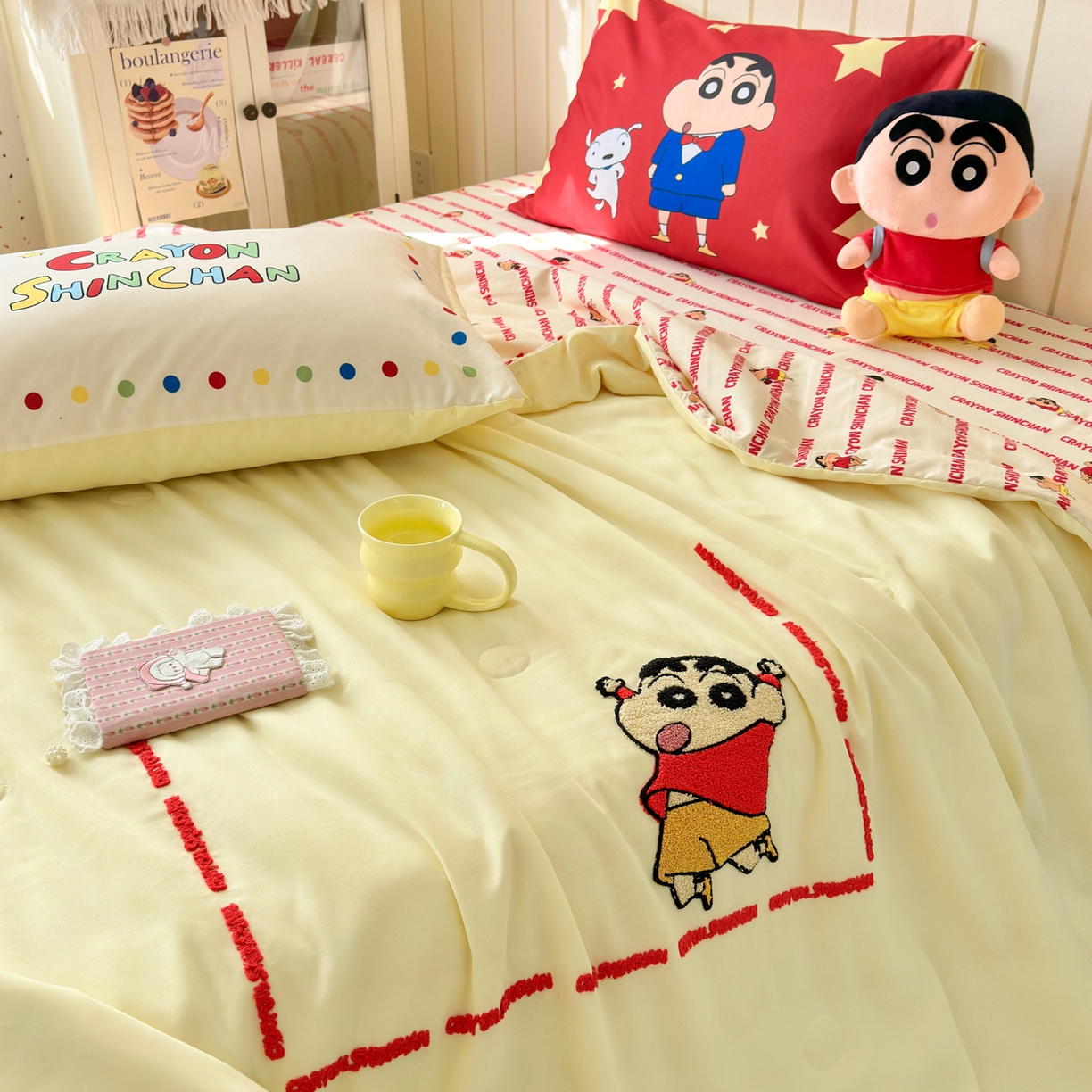 91家纺网 家纺一手货源 找家纺 一霖家纺 2026新款高克重云朵棉正版蜡笔小新夏凉被空调被夏被四件套  小红书热推爆款 夏被-嗨皮小新