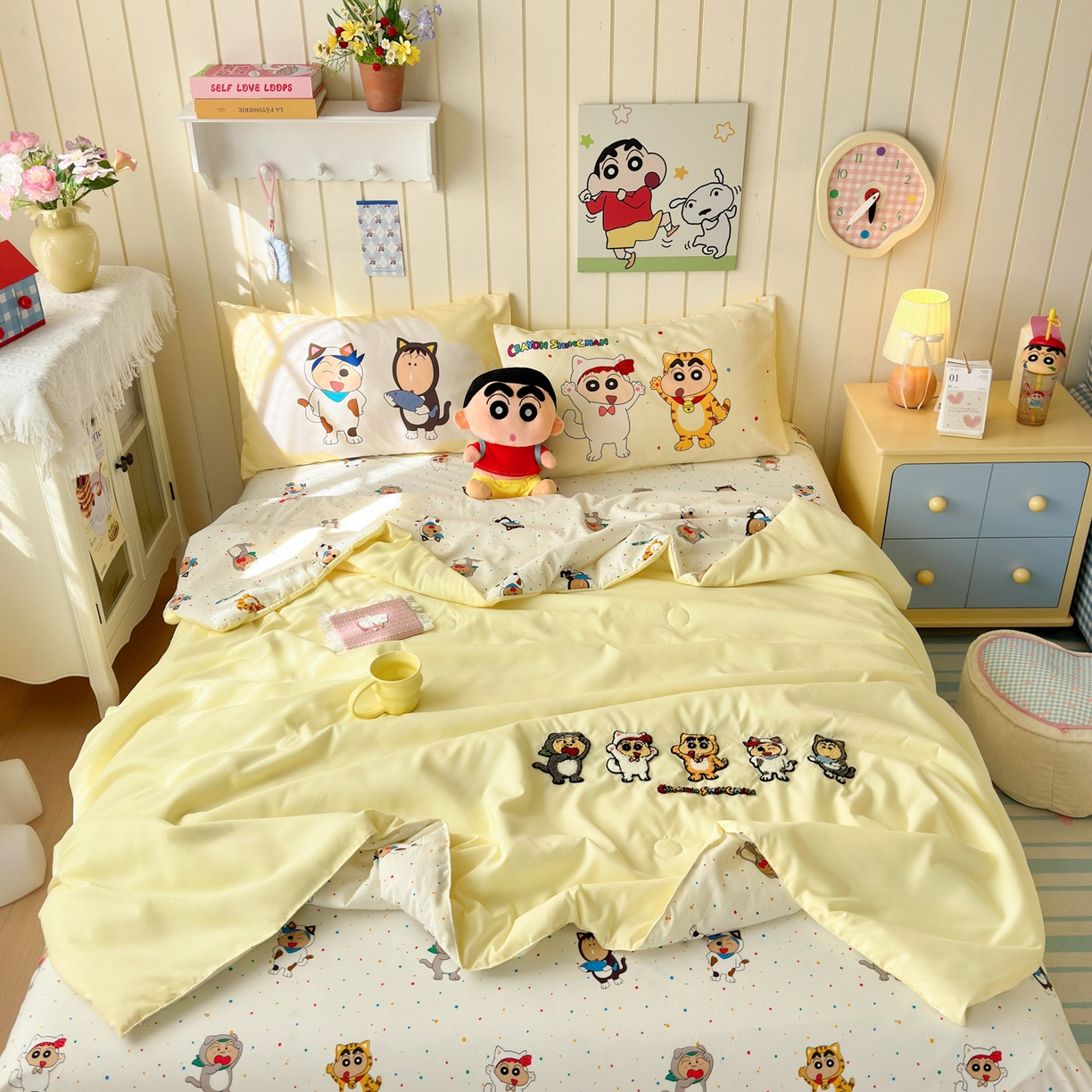 91家纺网 家纺一手货源 找家纺 一霖家纺 2026新款高克重云朵棉正版蜡笔小新夏凉被空调被夏被四件套  小红书热推爆款 夏被-小新变装秀