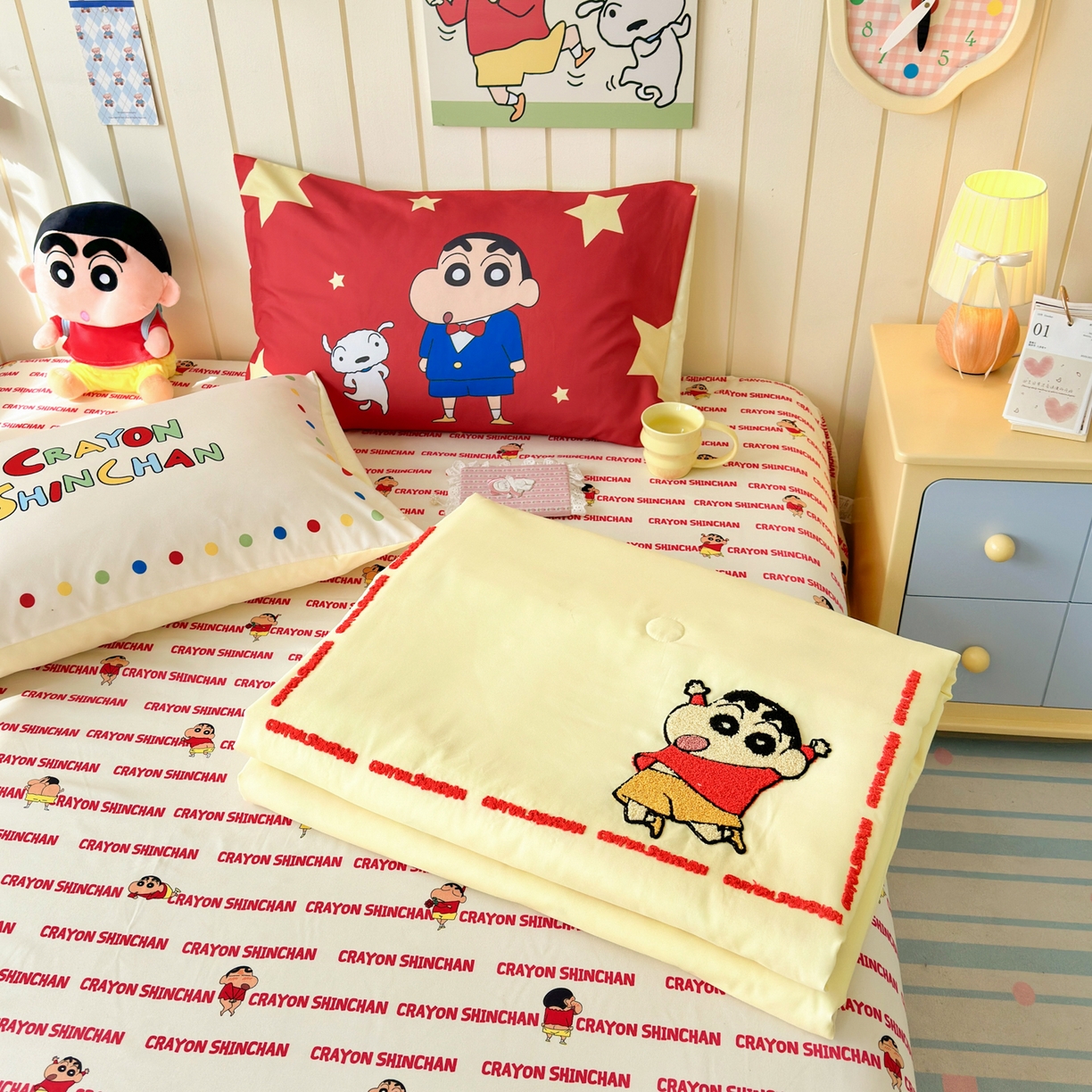 91家纺网 家纺一手货源 找家纺 一霖家纺 2026新款高克重云朵棉正版蜡笔小新夏凉被空调被夏被四件套  小红书热推爆款 夏被-嗨皮小新