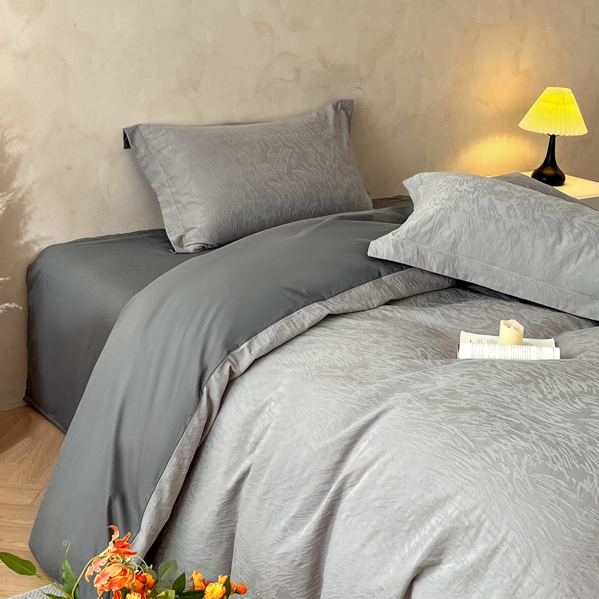 91家纺网 家纺一手货源 找家纺 火麒麟家纺 2026新款A类全棉纯棉水洗立体浮雕提花纯棉四件套 克拉拉（太空灰）