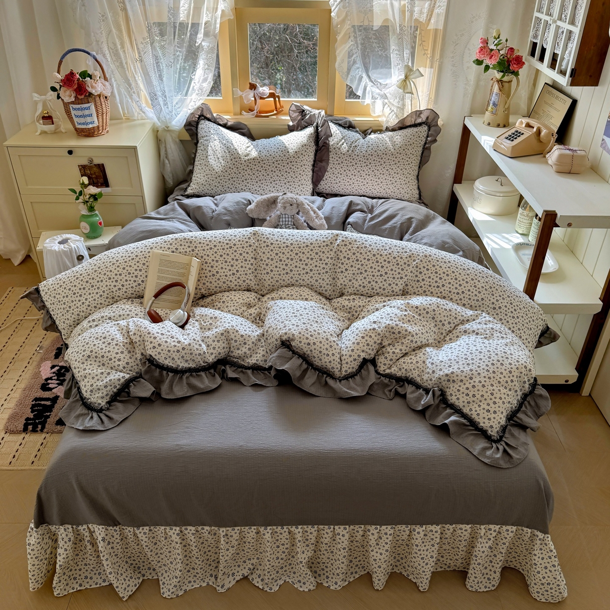 91家纺网 家纺一手货源 找家纺 芭比蔓家纺 2026春夏新款皱皱纱印花四件套 花海迷情