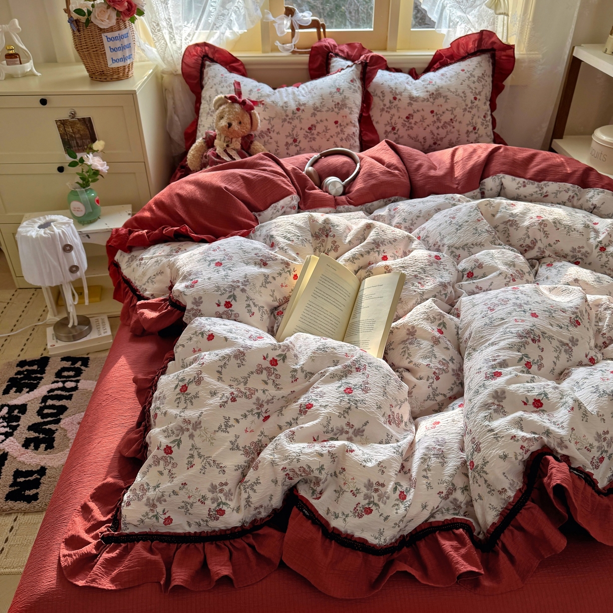 91家纺网 家纺一手货源 找家纺 芭比蔓家纺 2026春夏新款皱皱纱印花四件套 浪漫花语