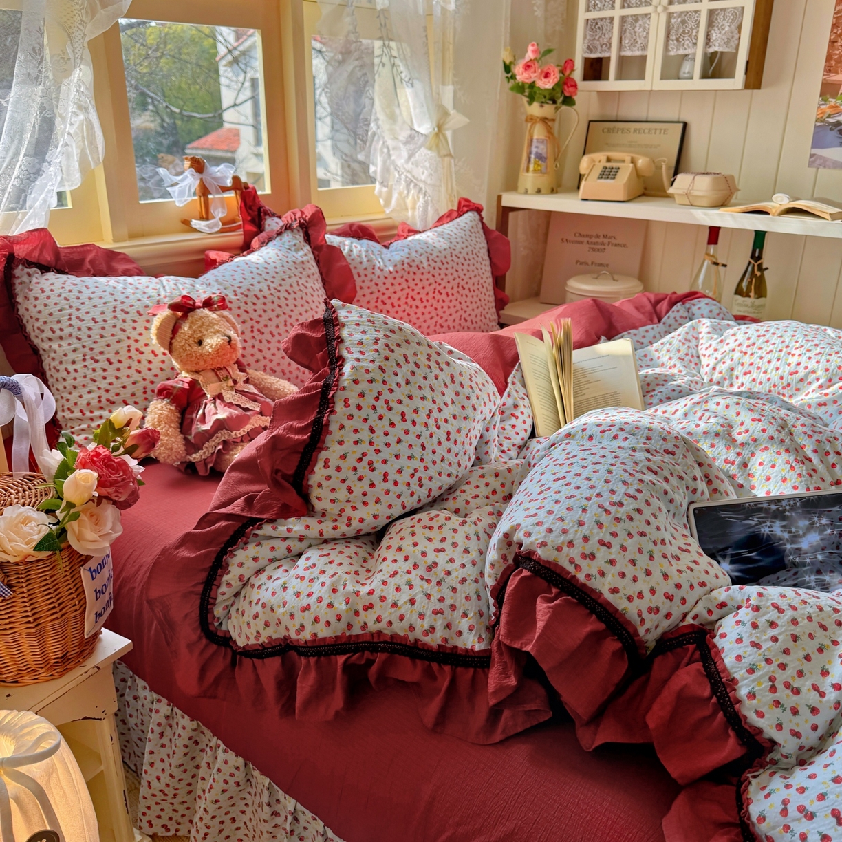 91家纺网 家纺一手货源 找家纺 芭比蔓家纺 2026春夏新款皱皱纱印花四件套 花月佳期