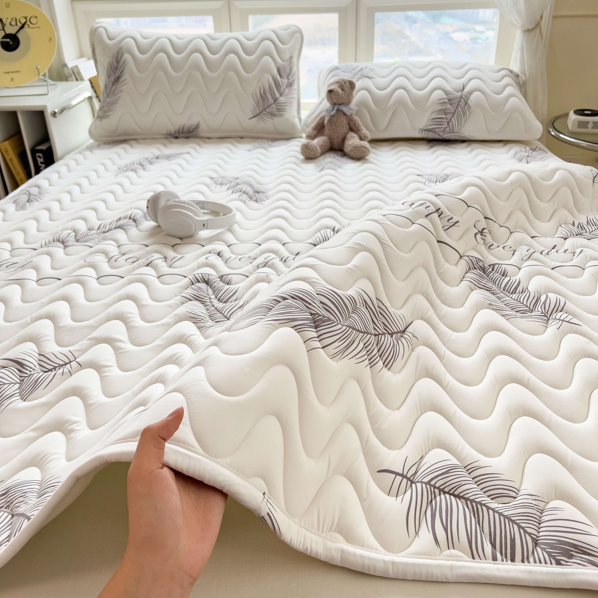 91家纺网 家纺一手货源 找家纺 希廷顿 2026新款印花夹棉防水床垫 梦幻森林