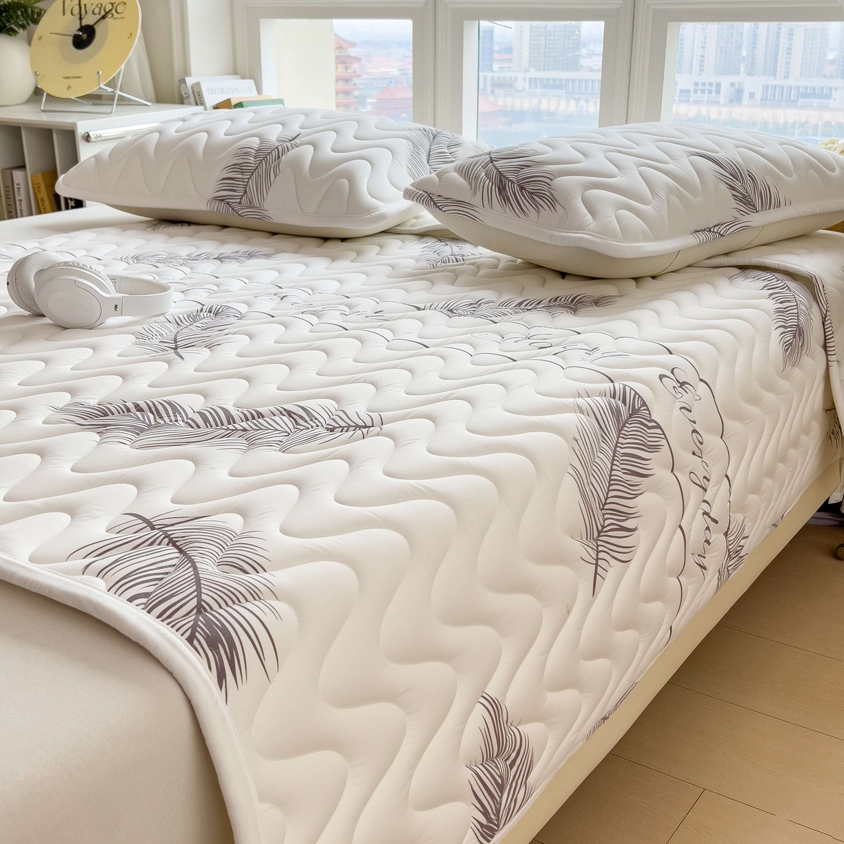 91家纺网 家纺一手货源 找家纺 希廷顿 2026新款印花夹棉防水床垫 梦幻森林