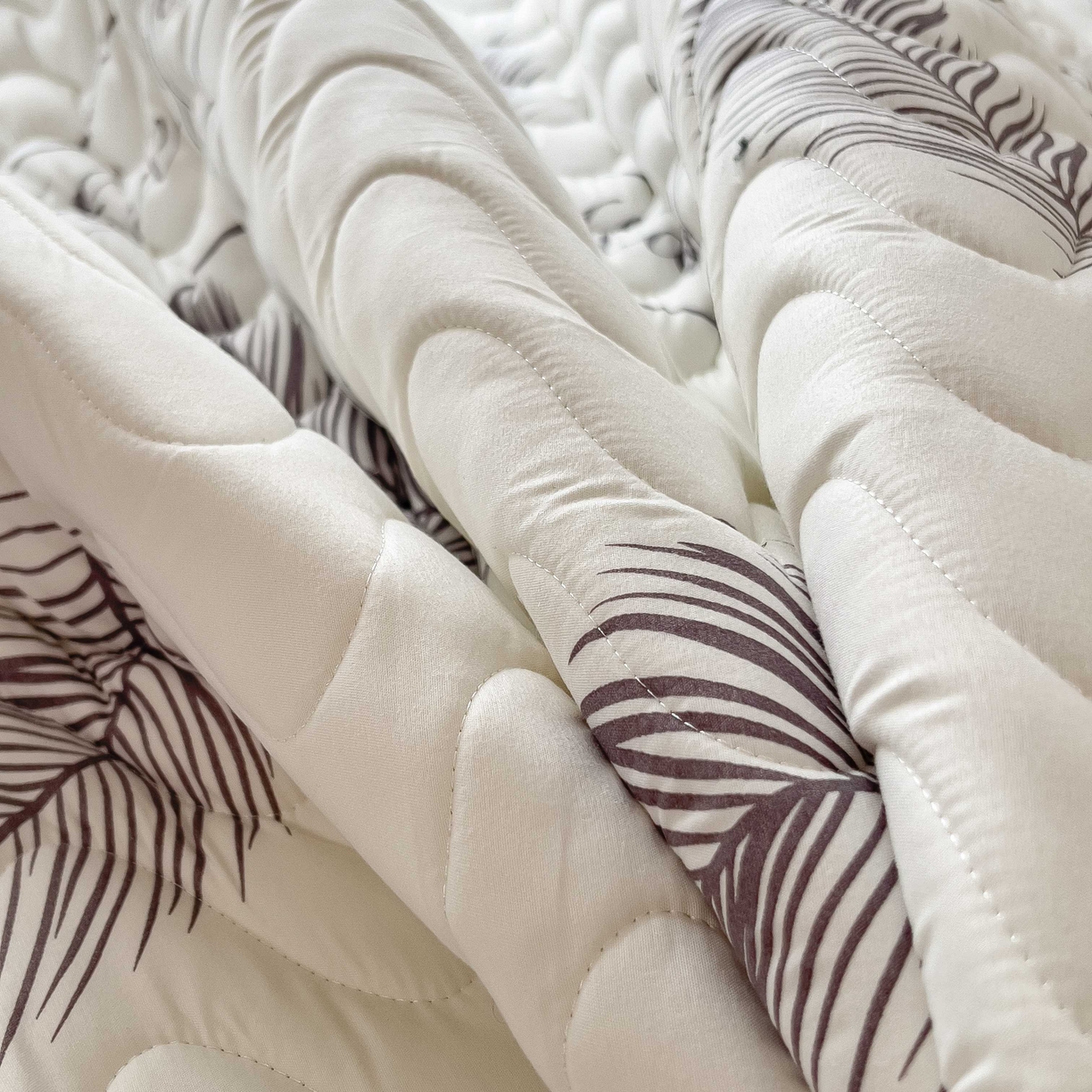 91家纺网 家纺一手货源 找家纺 希廷顿 2026新款印花夹棉防水床垫 梦幻森林