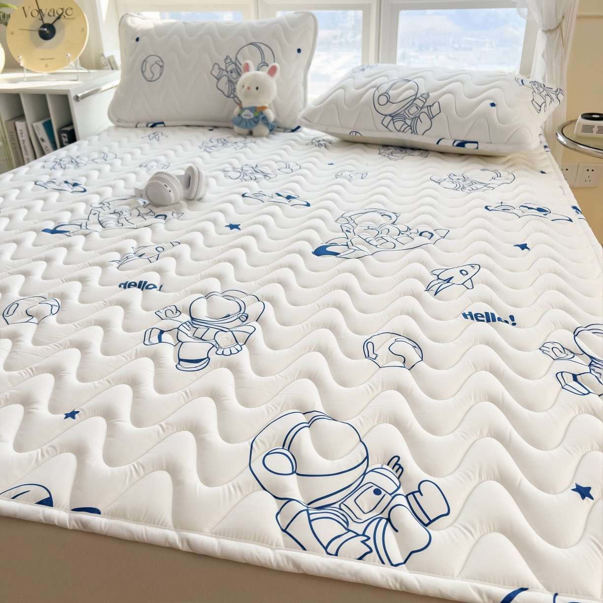 91家纺网 家纺一手货源 找家纺 希廷顿 2026新款印花夹棉防水床垫 太空人