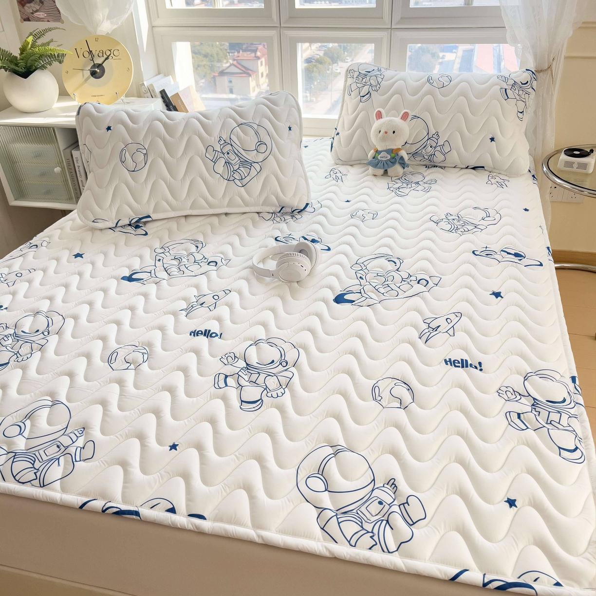 91家纺网 家纺一手货源 找家纺 希廷顿 2026新款印花夹棉防水床垫 太空人