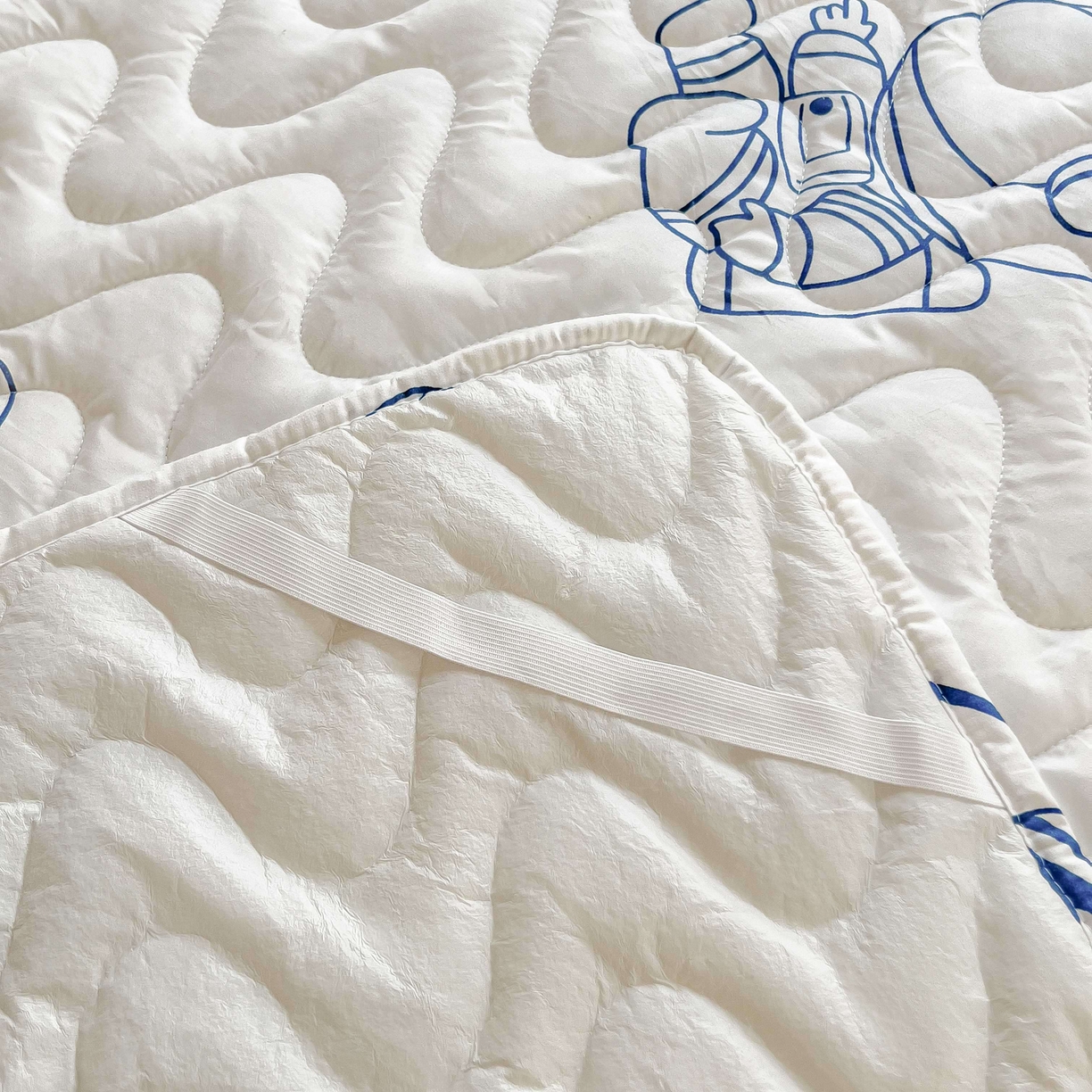 91家纺网 家纺一手货源 找家纺 希廷顿 2026新款印花夹棉防水床垫 太空人