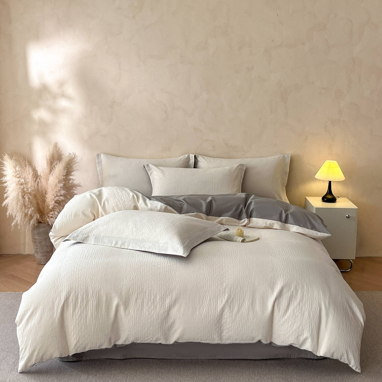 91家纺网 家纺一手货源 找家纺 火麒麟家纺 2026新款A类全棉纯棉水洗立体浮雕提花纯棉四件套 石烁（奶昔白）