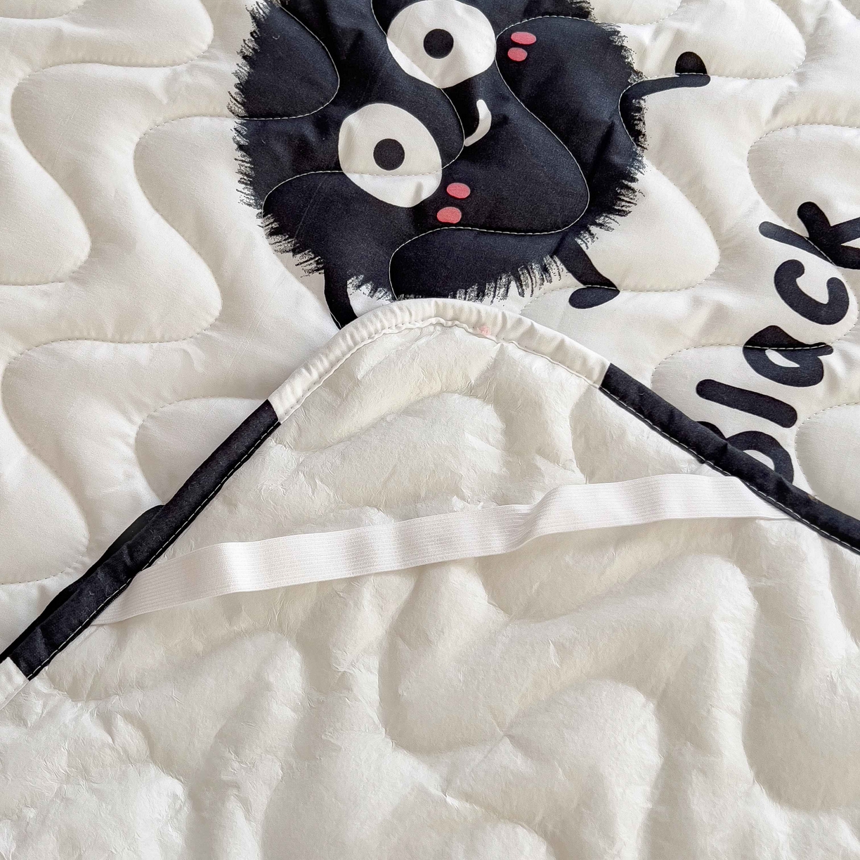 91家纺网 家纺一手货源 找家纺 希廷顿 2026新款印花夹棉防水床垫 小煤球