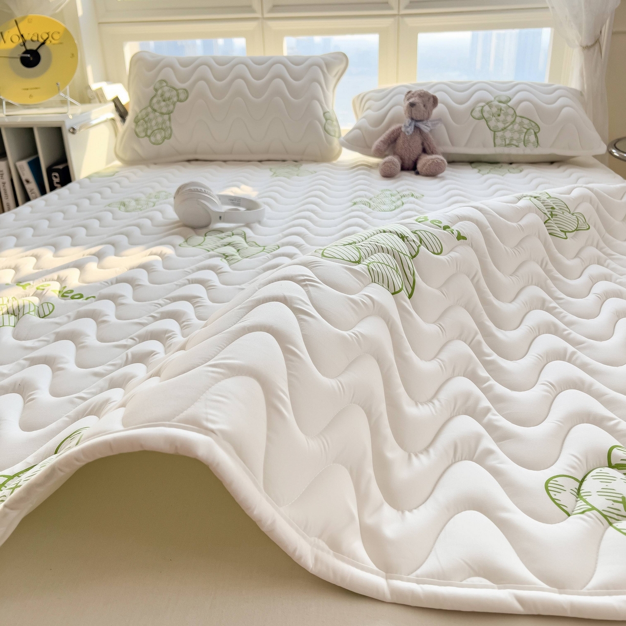 91家纺网 家纺一手货源 找家纺 希廷顿 2026新款印花夹棉防水床垫 熊本熊